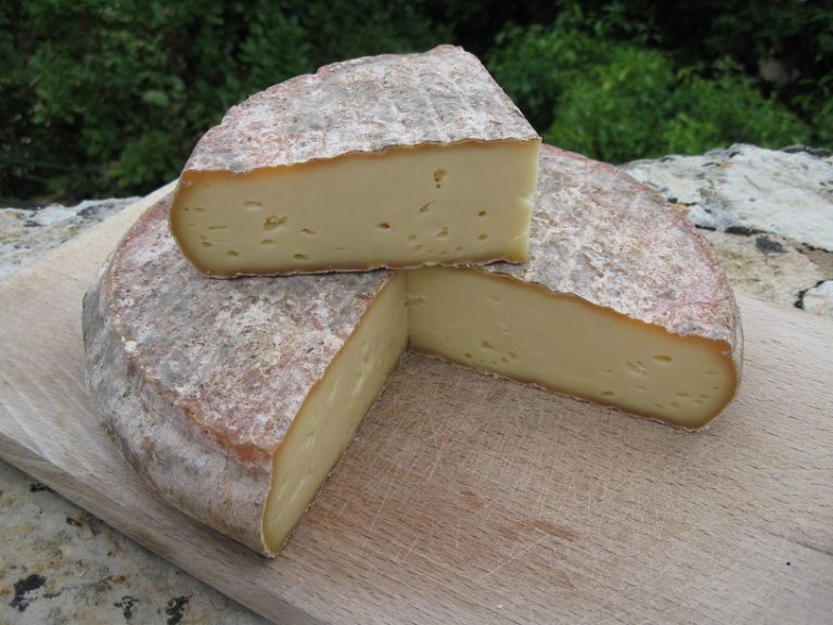 Les Fromages Dauvergne Société Laitière De Laqueuille 